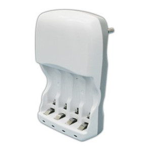Cargador baterías Ni-Cd/Ni-Mh  R-6/R-03